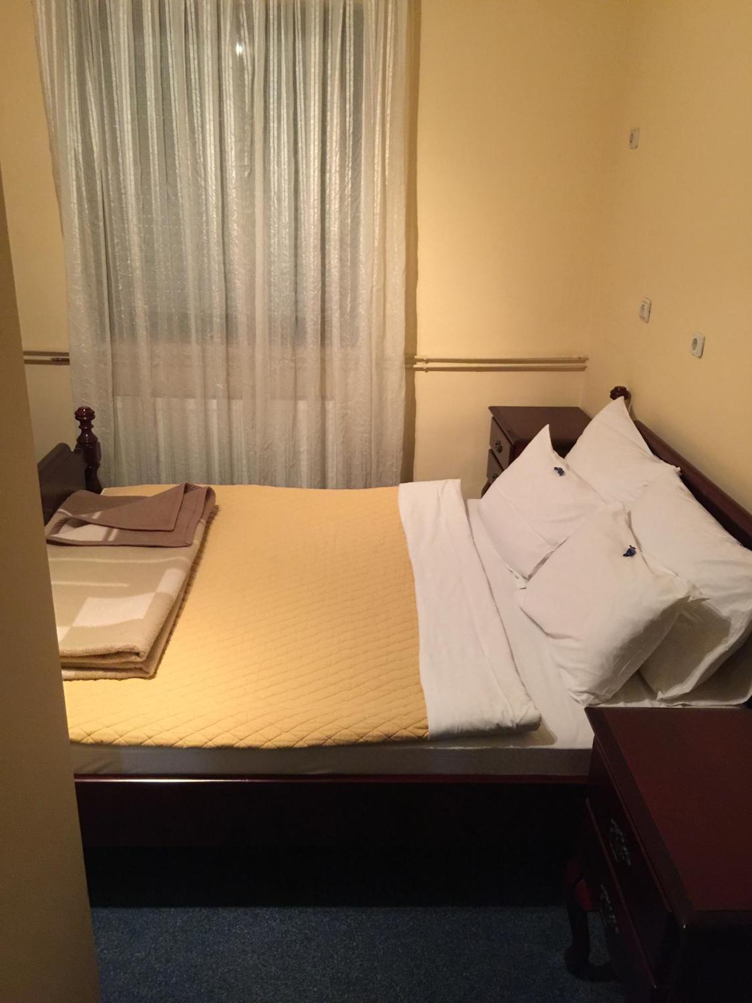 Raška Bed & Breakfast Karavan חדר תמונה