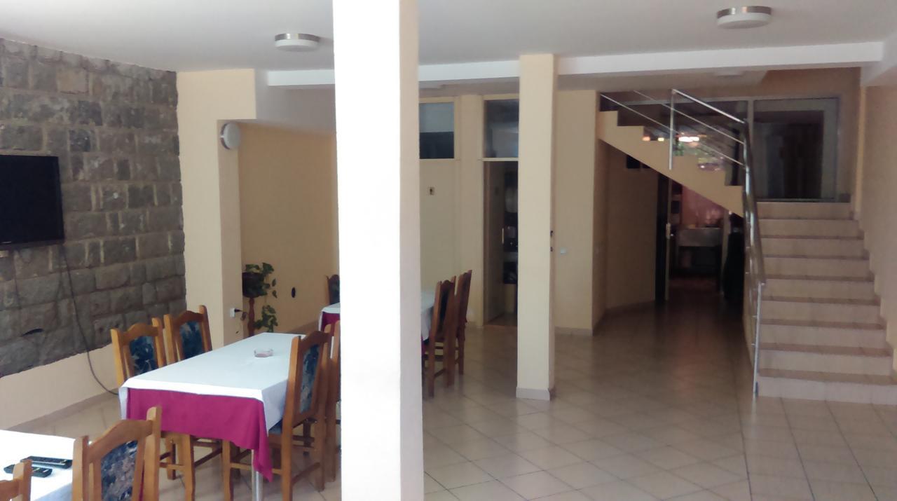 Raška Bed & Breakfast Karavan מראה חיצוני תמונה