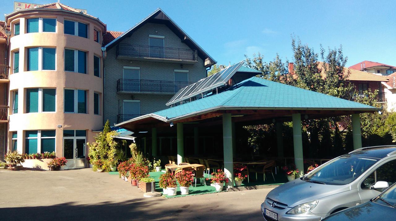 Raška Bed & Breakfast Karavan מראה חיצוני תמונה