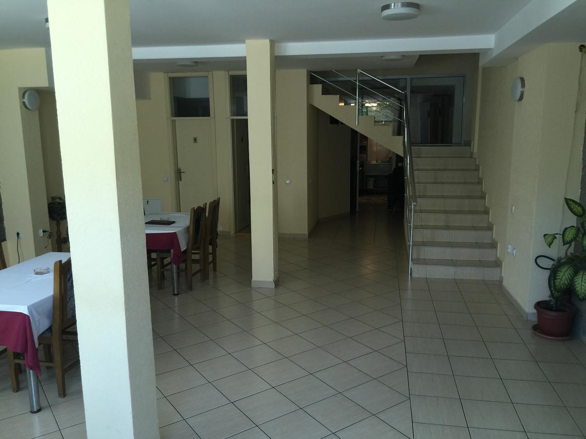 Raška Bed & Breakfast Karavan מראה חיצוני תמונה