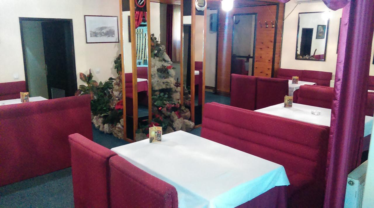 Raška Bed & Breakfast Karavan מראה חיצוני תמונה