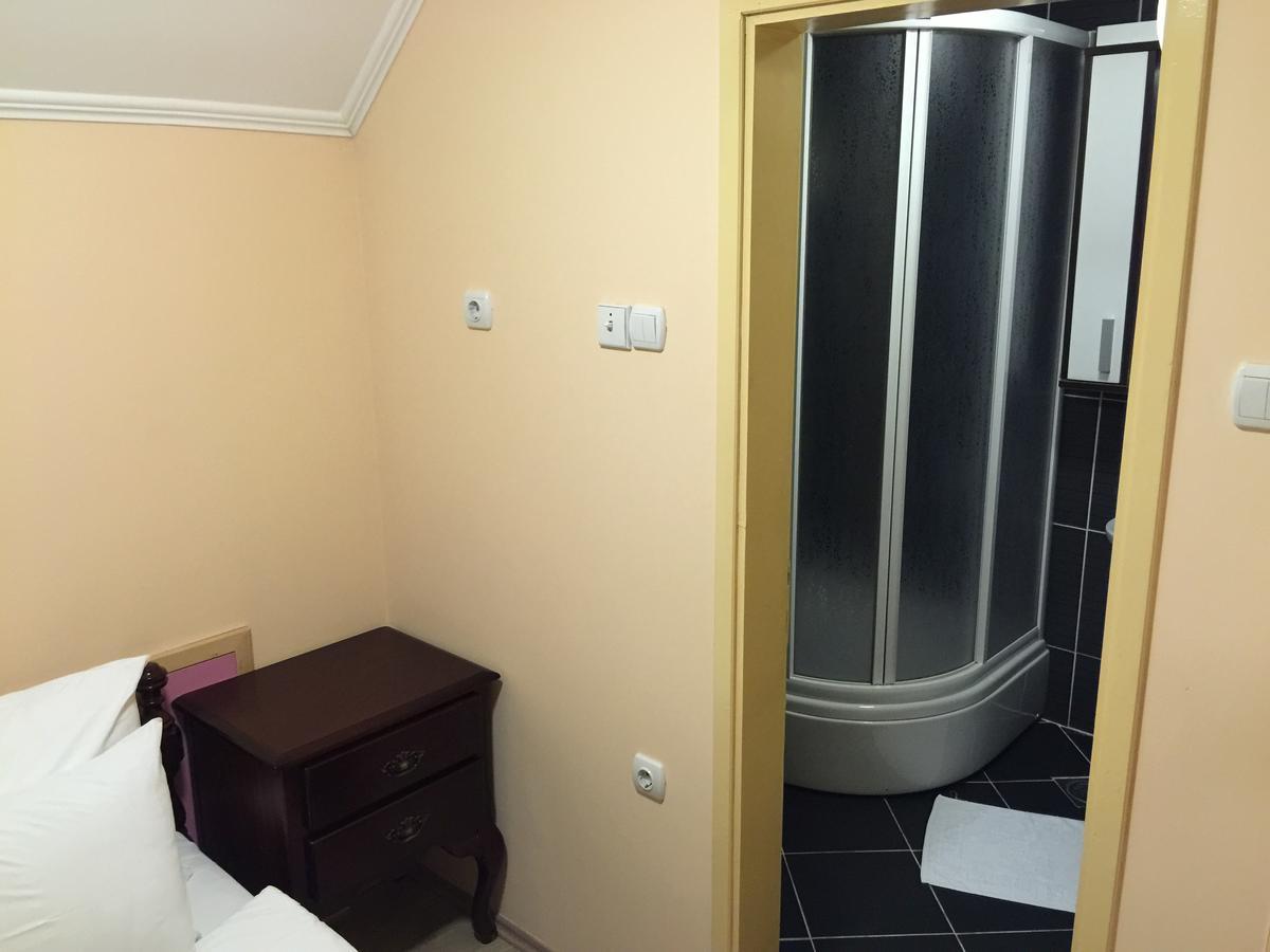 Raška Bed & Breakfast Karavan מראה חיצוני תמונה